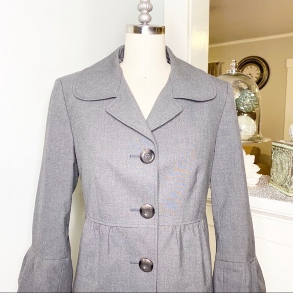 Tahari Gray Ruffle Flounce Hem Jacket 4 Small - Picture 3 of 12